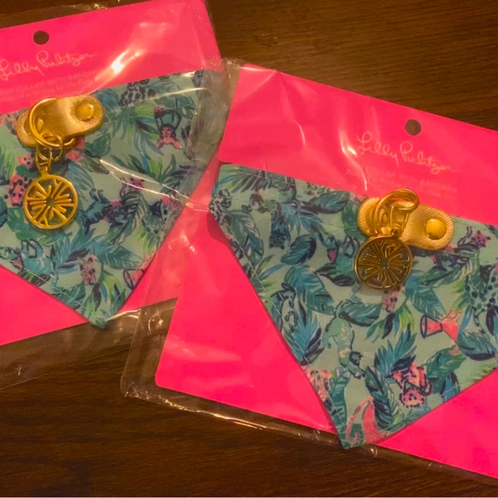 Lilly Pulitzer Set of 2 Dog Collars with attached bandana Small-Medium NEW